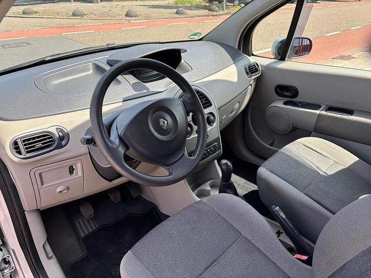 Occasion Renault Modus Authentique 75 PK (55 kW) 2006 Grijs MPV