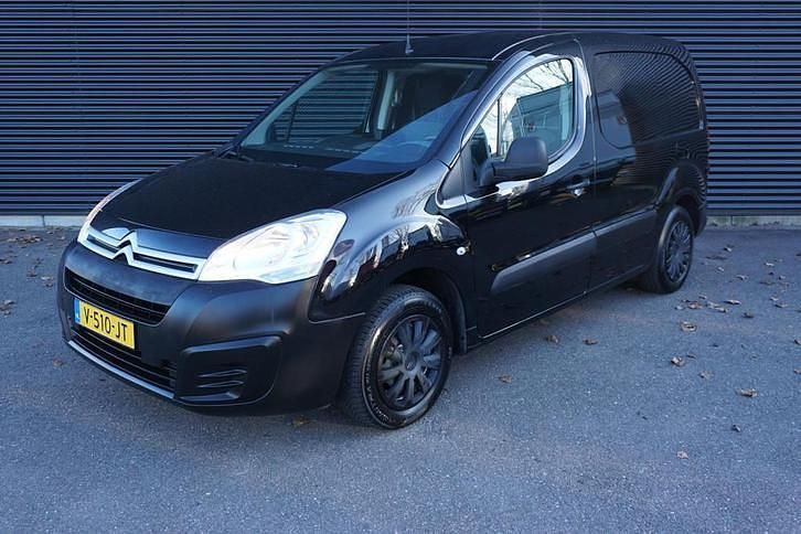 Zwart Gebruikt 2017 Citroën Berlingo MPV | € 5.900 (Eerlijke prijs) - Afbeelding 1/4