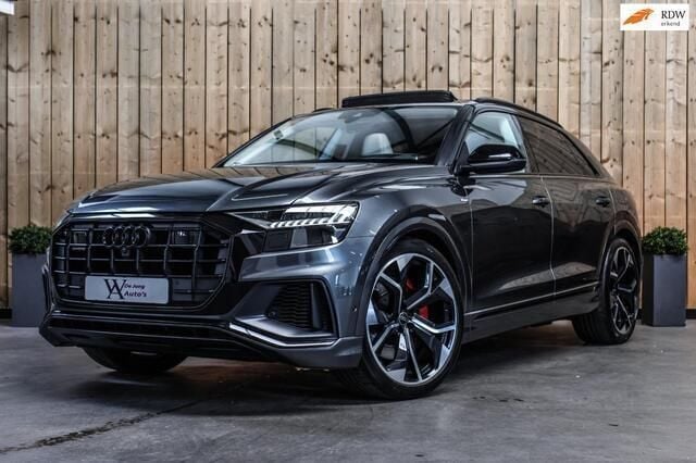 Grijs Gebruikt 2021 Audi Q8 Competition SUV | € 78.500 (Duur) - Afbeelding 1/4
