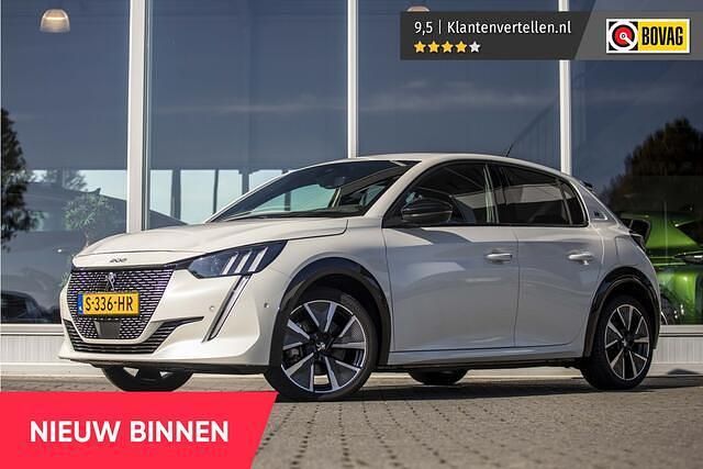 Wit Gebruikt 2022 Peugeot e-208 GTi Hatchback | € 19.850 (Eerlijke prijs) - Afbeelding 1/4