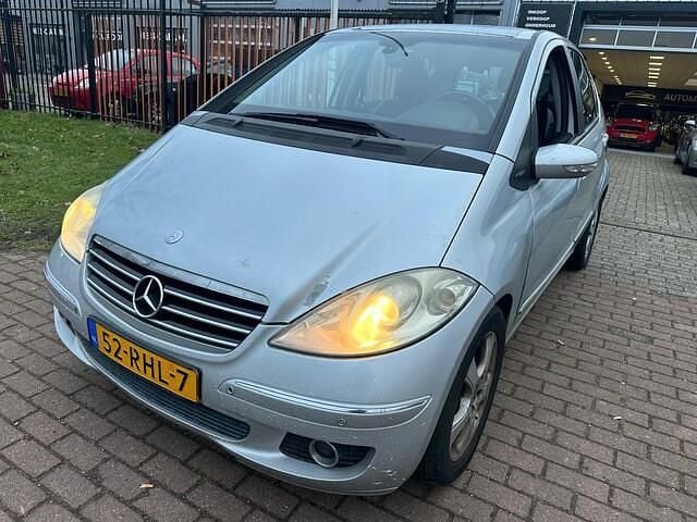 Grijs Occasion 2005 Mercedes A170 Classic MPV | € 950 (Eerlijke prijs) - Afbeelding 1/4
