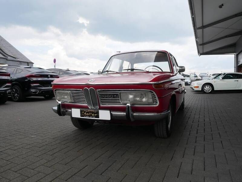 Occasion BMW 2000 120 PK (88 kW) 1967 Rood Sedan