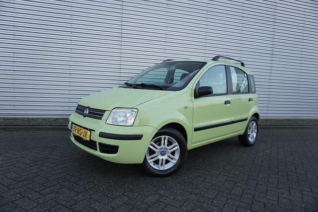 Groen Occasion 2005 Fiat Panda Emotion Hatchback | € 1.750 (Goede deal) - Afbeelding 1/4