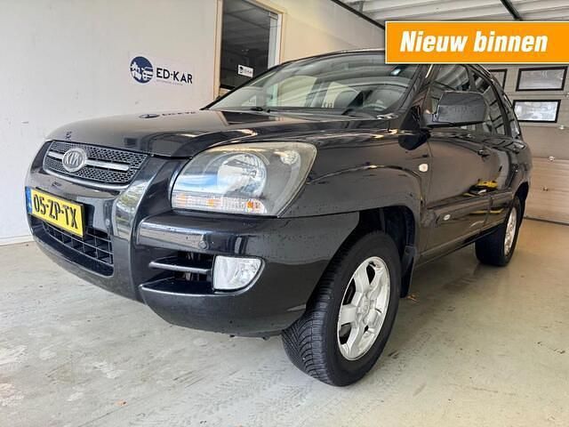 Zwart Gebruikt 2008 Kia Sportage 2 SUV | € 3.195 (Goede deal) - Afbeelding 1/4