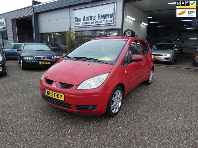 Rood Gebruikt 2006 Mitsubishi Colt Hatchback | € 1.250 (Iets duurder) - Afbeelding 1/4