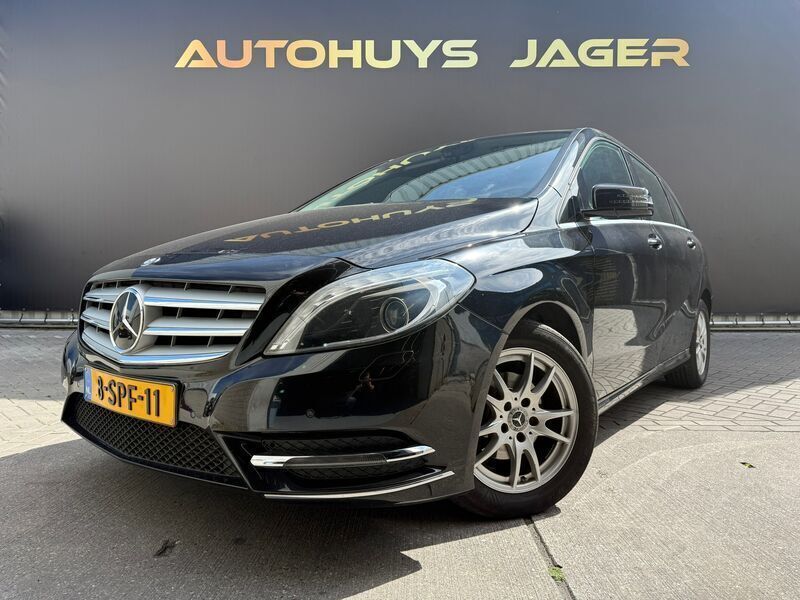Zwart Gebruikt 2013 Mercedes B180 Ambition MPV | € 8.950 (Super prijs) - Afbeelding 1/4