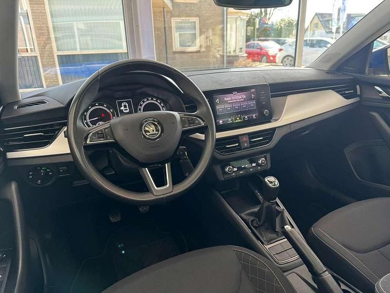 Occasion Skoda Scala Ambition 116 PK (85 kW) 2019 Blauw Hatchback