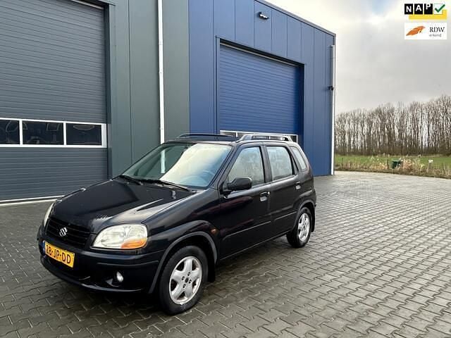 Zwart Gebruikt 2002 Suzuki Ignis Hatchback | € 1.499 (Eerlijke prijs) - Afbeelding 1/4