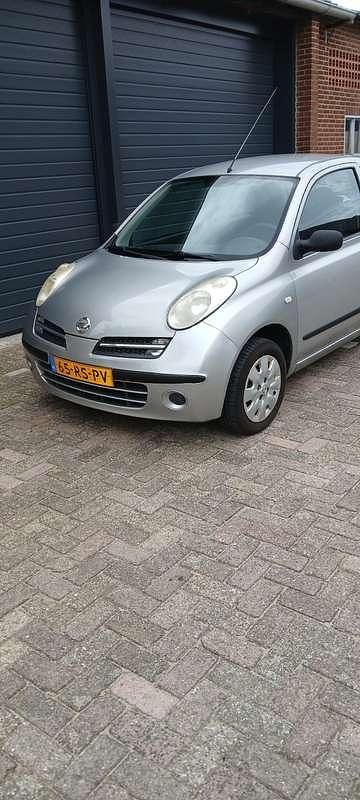 Zilver Gebruikt 2005 Nissan Micra Visia Hatchback | € 1.750 (Eerlijke prijs) - Afbeelding 1/4