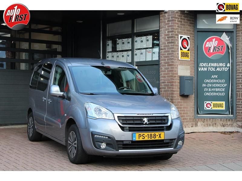 Grijs Gebruikt 2016 Peugeot Partner Van | € 8.995 (Super prijs) - Afbeelding 1/4