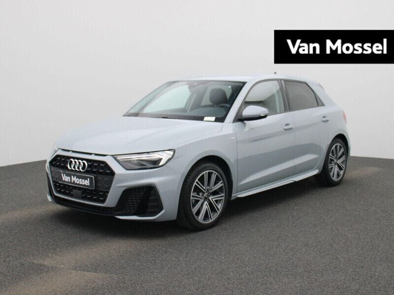 Grijs Gebruikt 2024 Audi A1 Sportback Comfort Hatchback | € 32.700 (Duur) - Afbeelding 1/4