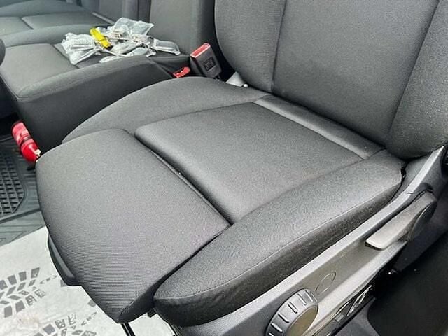 Nieuw Mercedes Sprinter 190 PK (139 kW) 2025 Zwart Van