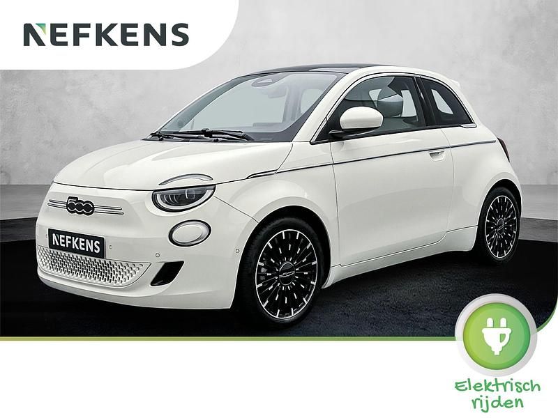Wit Nieuw 2025 Fiat 500e La Prima Hatchback | € 34.360 (Duur) - Afbeelding 1/4