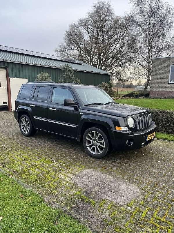 Occasion Jeep Patriot Limited 170 PK (125 kW) 2008 Zwart SUV