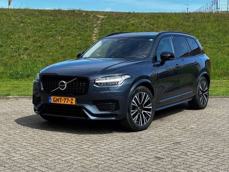 Blauw Gebruikt 2024 Volvo XC90 Ultra SUV | € 73.900 (Eerlijke prijs) - Afbeelding 1/4