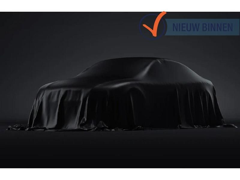 Blauw (metallic) Gebruikt 2013 Toyota Auris Hybrid Executive Hatchback | € 11.901 (Eerlijke prijs) - Afbeelding 1/1