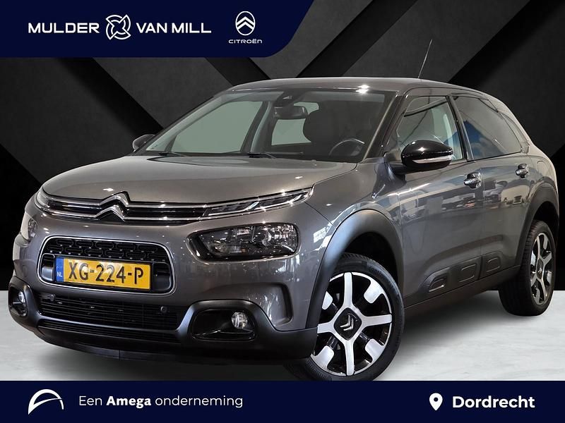 Grijs Occasion 2019 Citroën C4 Shine SUV | € 12.890 (Iets duurder) - Afbeelding 1/4