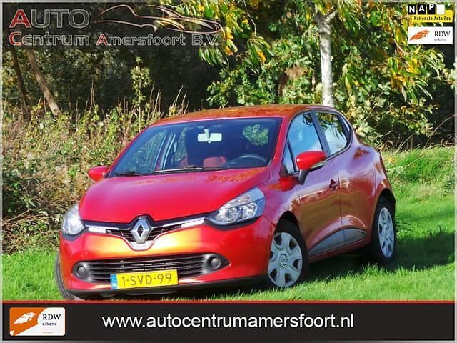 Rood Gebruikt 2013 Renault Clio IV Expression Hatchback | € 2.949 - Afbeelding 1/4