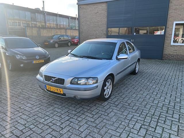 Occasion Volvo S60 163 PK (119 kW) 2002 Grijs Sedan