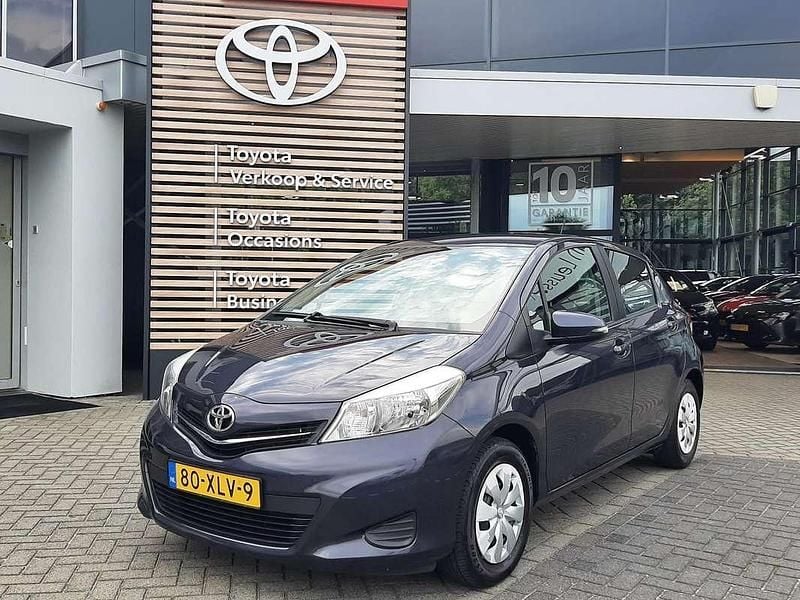 Blauw Gebruikt 2012 Toyota Yaris Hatchback | € 7.400 (Eerlijke prijs) - Afbeelding 1/4