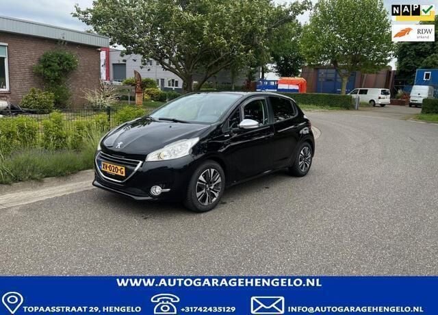 Zwart Gebruikt 2013 Peugeot 208 Allure Hatchback | € 3.995 (Goede deal) - Afbeelding 1/4