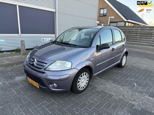 Paars Gebruikt 2007 Citroën C3 Hatchback | € 1.750 (Goede deal) - Afbeelding 1/4