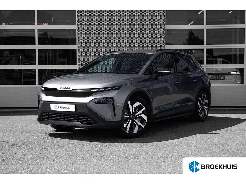 Grijs Gebruikt 2025 Skoda Elroq SportLine SUV | € 47.900 - Afbeelding 1/4