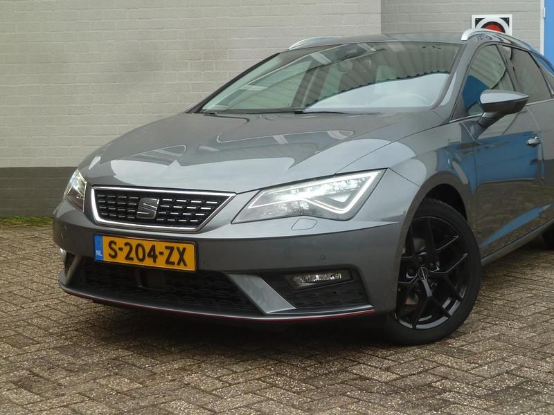 Occasion Seat Leon ST 2023 Grijs Stationwagen