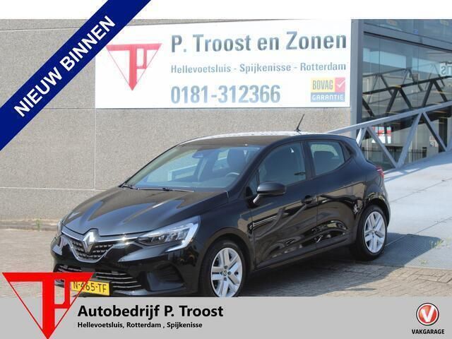 Zwart Gebruikt 2022 Renault Clio V Zen Hatchback | € 13.950 (Eerlijke prijs) - Afbeelding 1/4