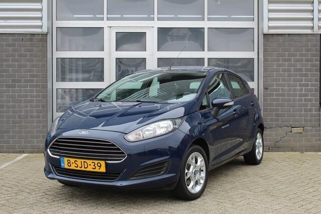 Blauw Gebruikt 2013 Ford Fiesta Style Hatchback | € 7.950 (Iets duurder) - Afbeelding 1/4