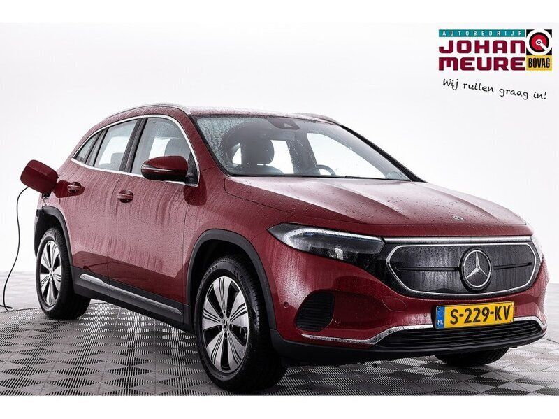 Rood Gebruikt 2023 Mercedes EQA250 Business SUV | € 33.900 (Goede deal) - Afbeelding 1/4