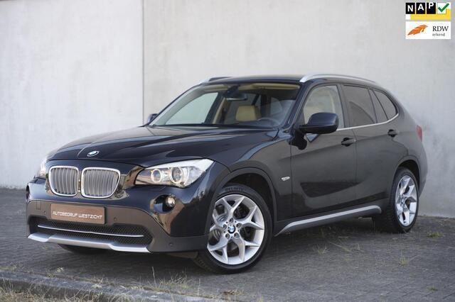 Zwart Gebruikt 2009 BMW X1 Executive SUV | € 13.950 (Iets duurder) - Afbeelding 1/4