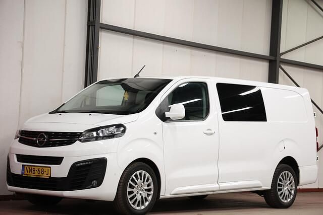 Wit Occasion 2021 Opel Vivaro MPV | € 19.900 (Eerlijke prijs) - Afbeelding 1/4