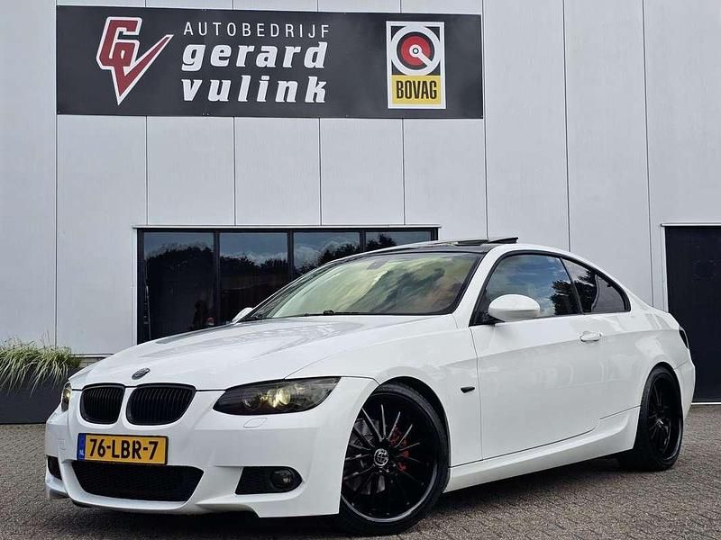 Wit Gebruikt 2009 BMW 328 Sedan | € 14.440 - Afbeelding 1/4