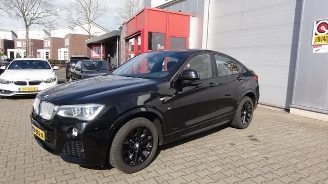 Zwart, metallic lak Gebruikt 2015 BMW X4 Executive SUV | € 21.950 (Duur) - Afbeelding 1/4