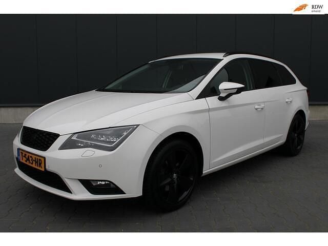 Occasion Seat Leon ST FR 110 PK (80 kW) 2015 Wit Stationwagen