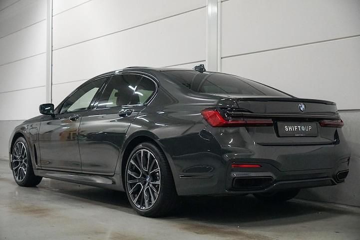 Occasion BMW 745e M Sport 2021 Grijs Sedan