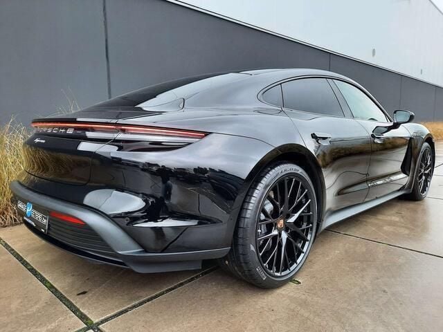 Occasion Porsche Taycan 350 kW (476 PK) 2023 Zwart Sedan