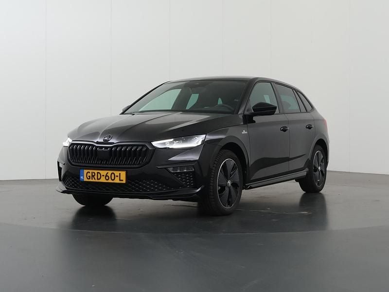 Zwart Gebruikt 2024 Skoda Scala Monte Carlo Hatchback | € 29.830 (Eerlijke prijs) - Afbeelding 1/4