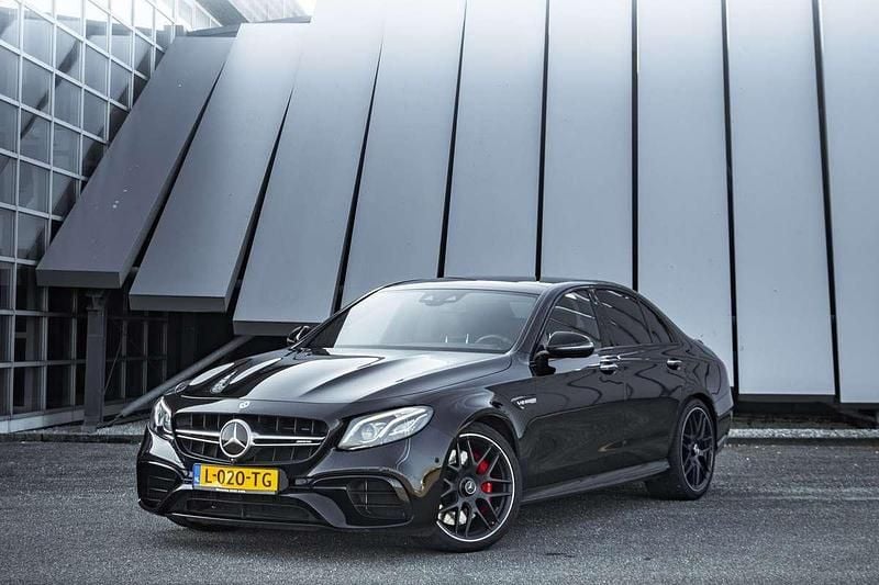 Zwart Gebruikt 2018 Mercedes E63S AMG AMG Sedan | € 67.950 - Afbeelding 1/4