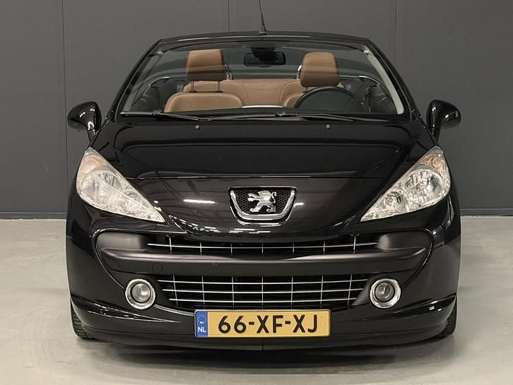 Occasion Peugeot 207 CC 120 PK (88 kW) 2007 Zwart Cabriolet