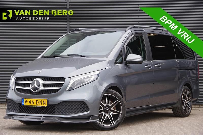 Grijs Gebruikt 2020 Mercedes V300 MPV | € 42.950 (Super prijs) - Afbeelding 1/4