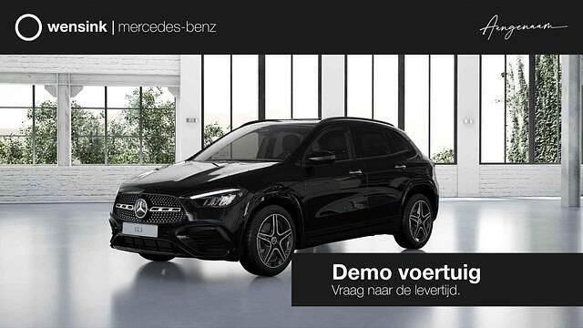 Zwart Gebruikt 2025 Mercedes GLA180 AMG line SUV | € 55.450 (Goede deal) - Afbeelding 1/4