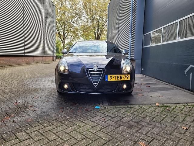 Occasion Alfa Romeo Giulietta Distinctive 170 PK (125 kW) 2013 Zwart Hatchback