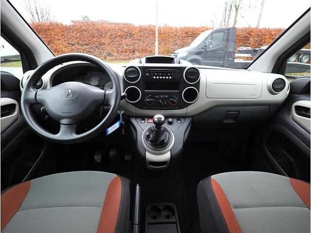 Occasion Peugeot Partner Tepee Active 110 PK (80 kW) 2016 Grijs (metallic) MPV