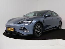 Grijs metallic Nieuw 2025 BYD Seal Sedan | € 39.790 - Afbeelding 1/4