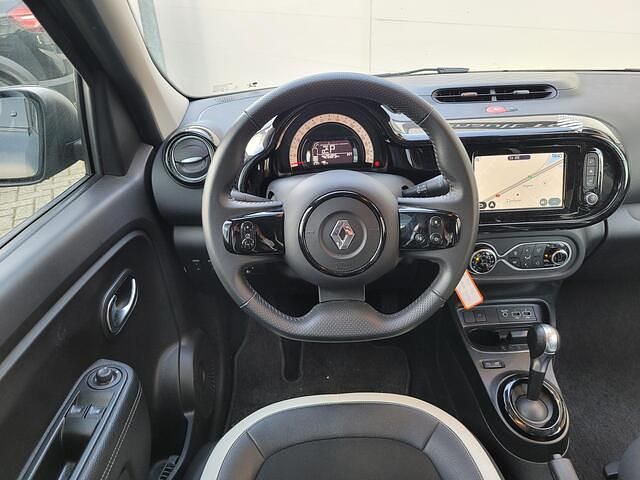 Occasion Renault Twingo Urban Night 60 kW (82 PK) 2022 Noir étoilé gne Hatchback
