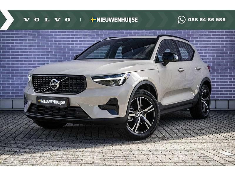 Gebruikt 2025 Volvo XC40 Plus SUV | € 43.894 (Eerlijke prijs) - Afbeelding 1/4