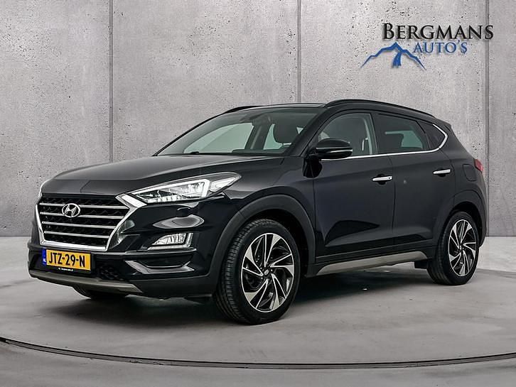 Zwart Occasion 2020 Hyundai Tucson Premium SUV | € 23.700 (Super prijs) - Afbeelding 1/4