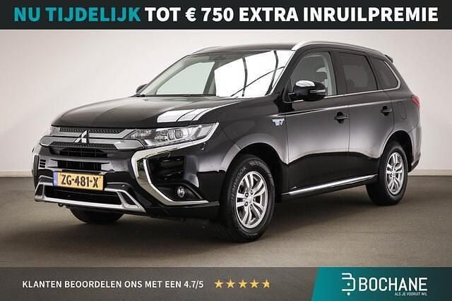 Zwart Gebruikt 2019 Mitsubishi Outlander SUV | € 20.800 (Goede deal) - Afbeelding 1/4